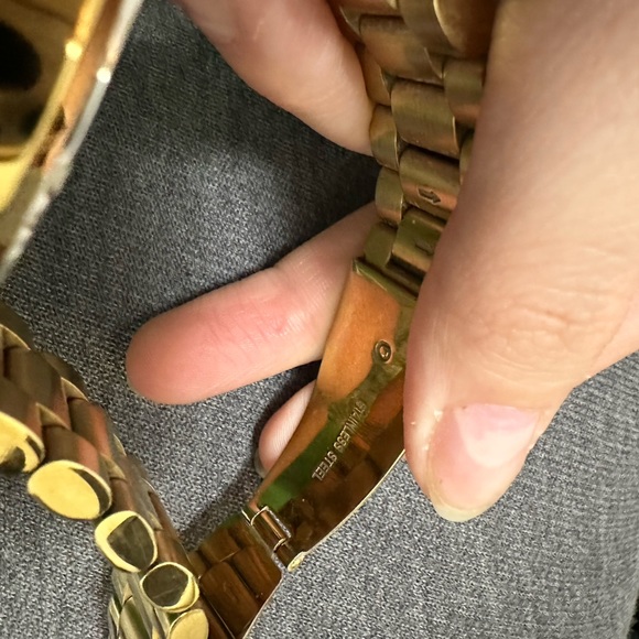 Michael Kors Watch women’s or unisex - Picture 11 of 13